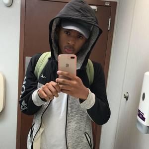 Meet your Posher, Lawrence